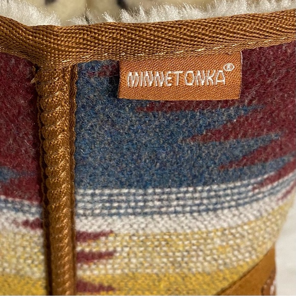 Minnetonka Tali Brown Suede Faux Fur Lined Boots Women’s Size 11M - Picture 14 of 14